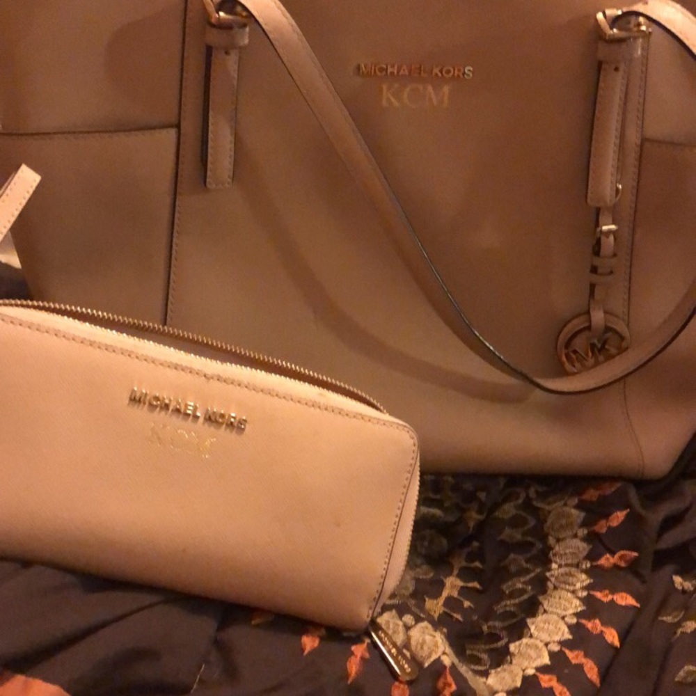 Authentic Michael Kors purse and wallet